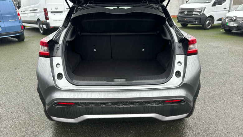 Nissan Juke 1.0 DiG-T Tekna+ 5dr DCT Petrol Hatchback